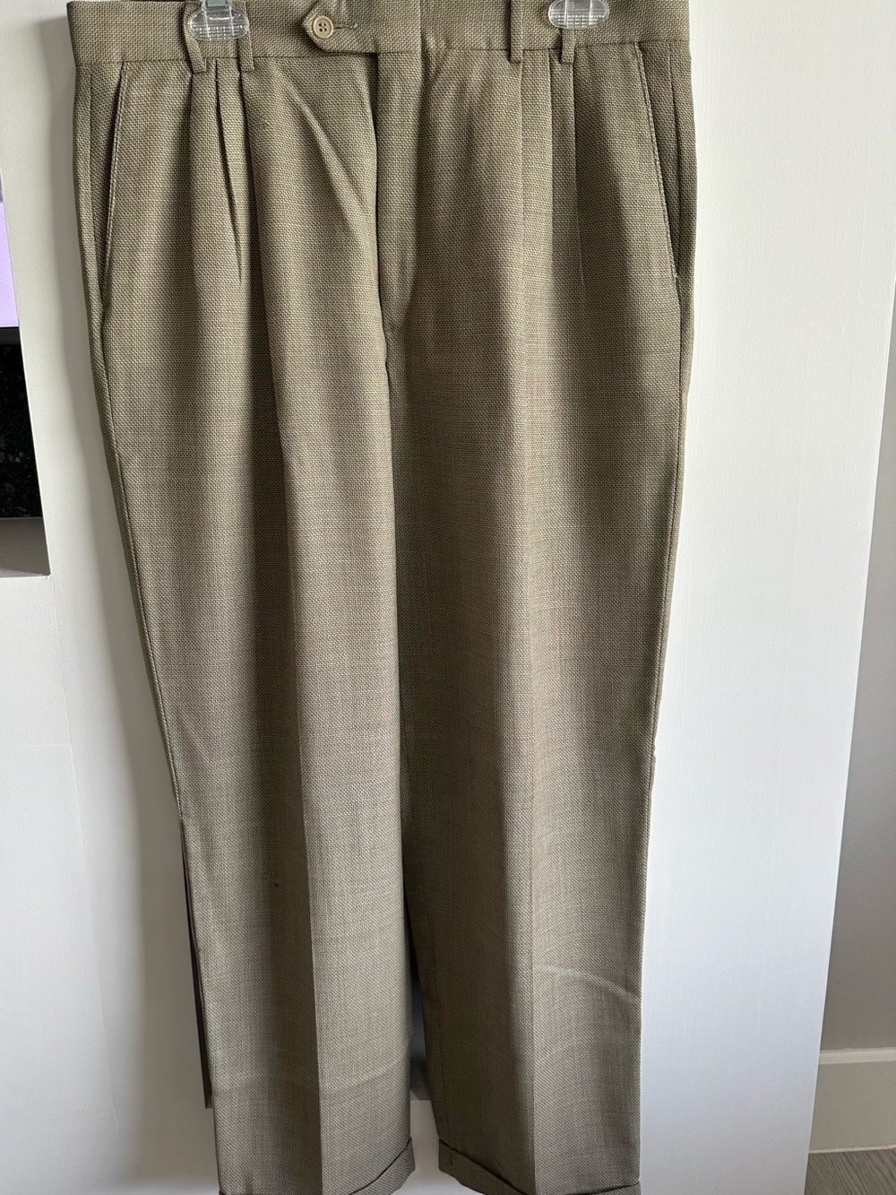 Classic Pleated Men’s Dress Pants - Taupe